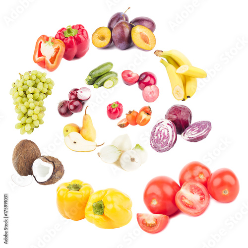 Fototapeta Naklejka Na Ścianę i Meble -  Spiral from colored fruits and vegetables, isolated