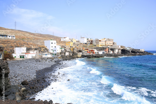 Fototapeta Naklejka Na Ścianę i Meble -  Idyllic village on the coast of Tenerife Island, Canary Islands, Spain