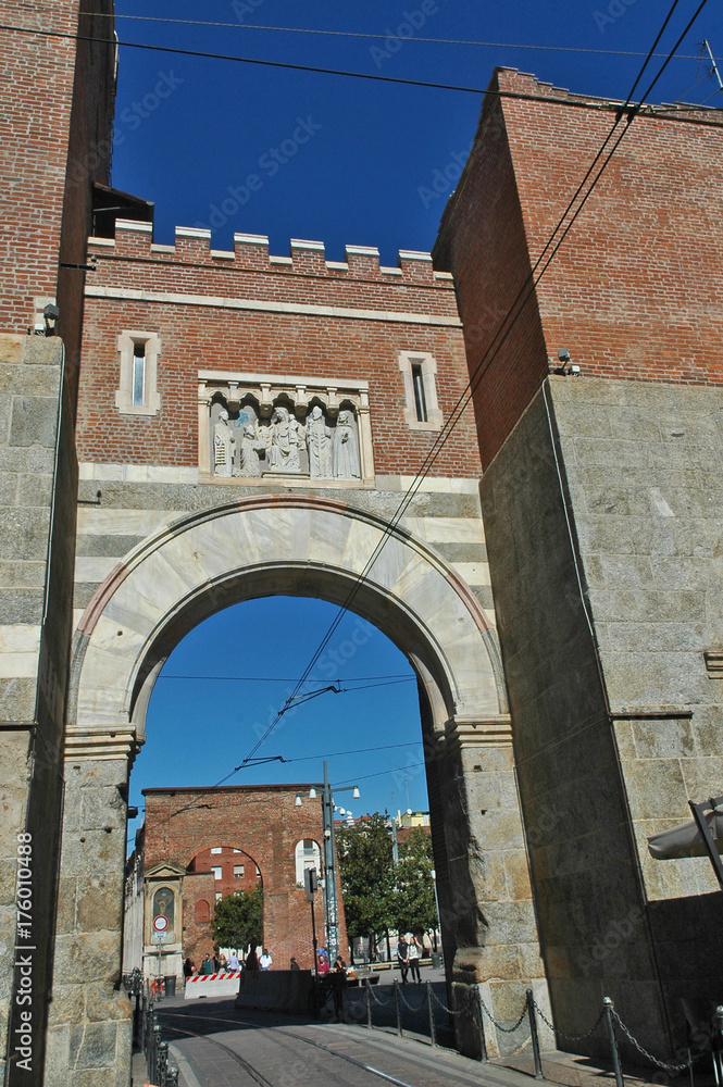 Milano, Porta Ticinese antica alle colonne di San Lorenzo