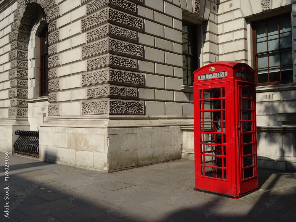 Obraz premium The Red telephone box