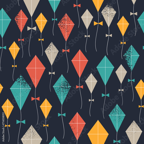 Kites seamless pattern. Flying kites background. Retro fabric style. Vector illustration