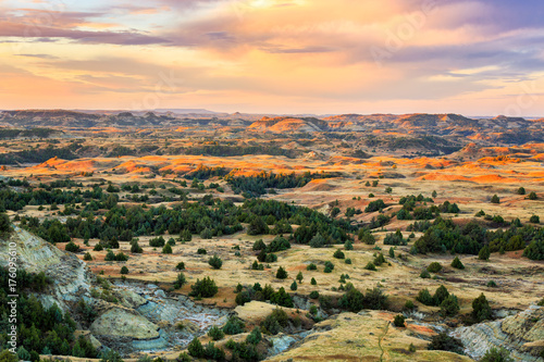 The moments before sunrise in Theodore Roosevelt National Park, North Dakota