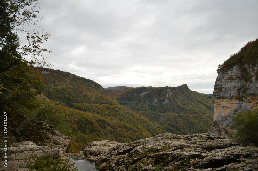 Fototapeta premium Massif du Bugey dans le Jura