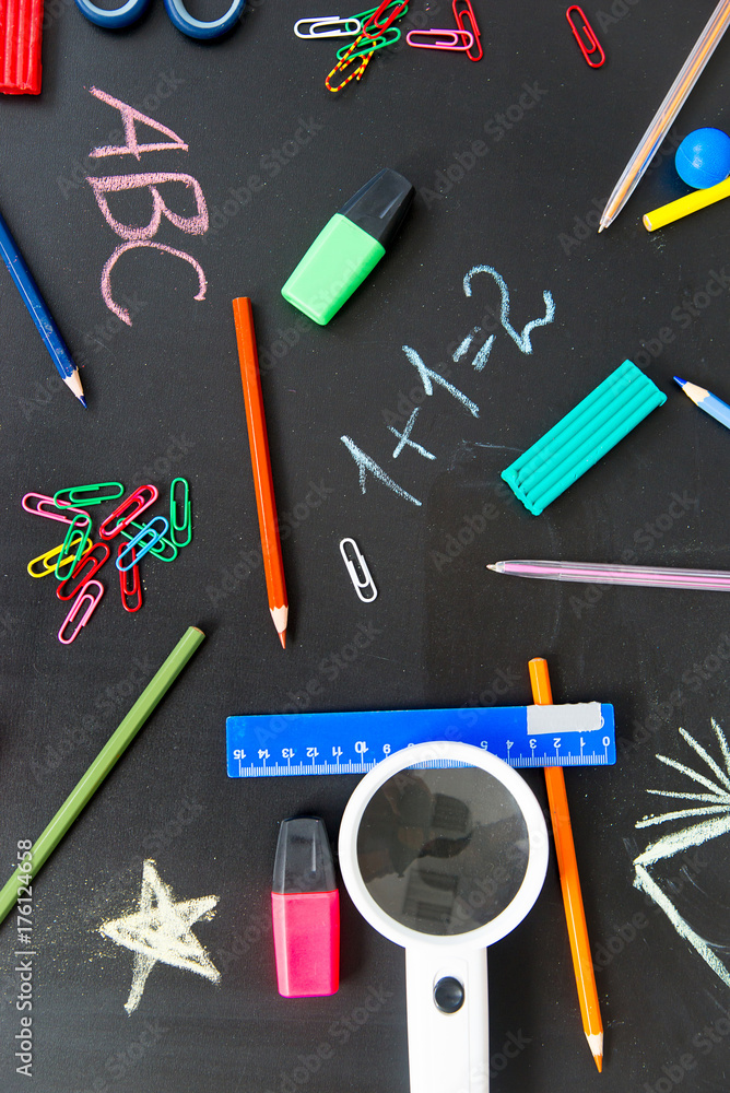 Different school objects Different school objects