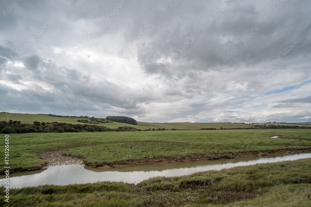 Obraz premium Beautiful Landscape Scenic View in East Sussex, between the towns of Seaford and Eastbourne in southern England