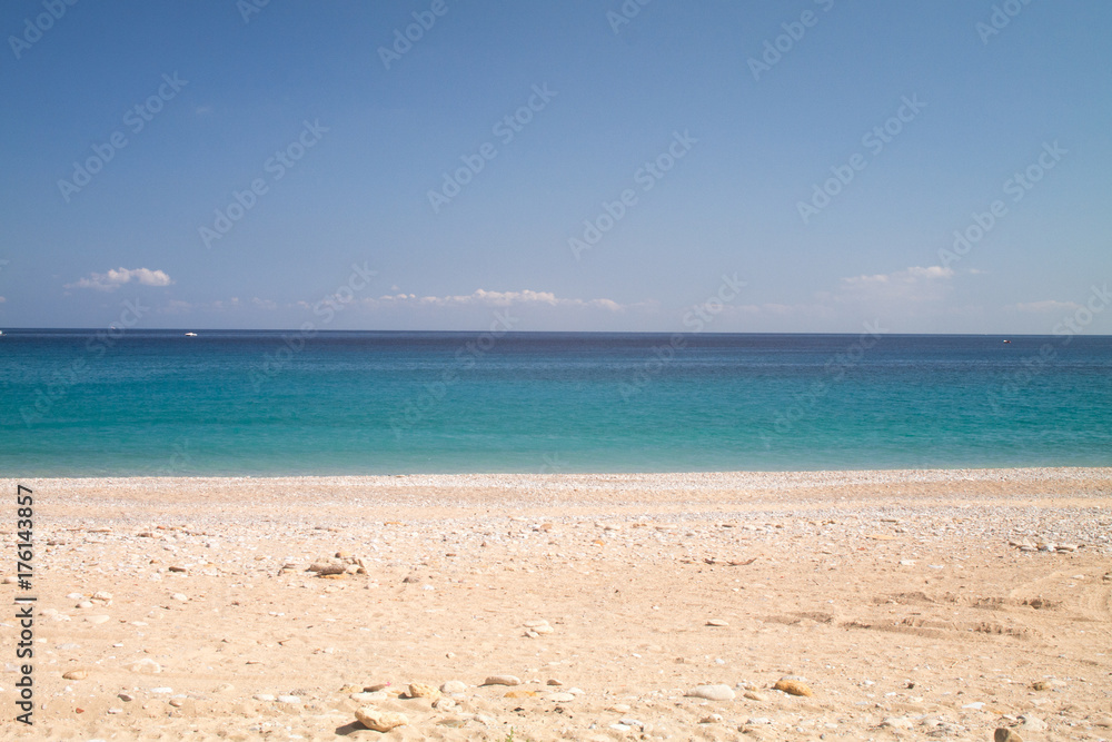 Beach on the sea with the horizon