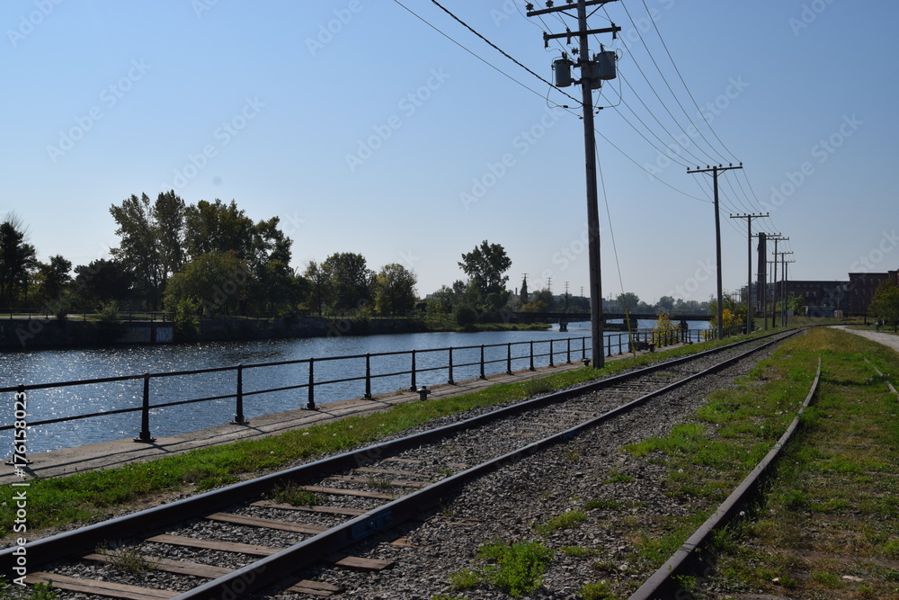 Canal beside tracks - Lachine 2