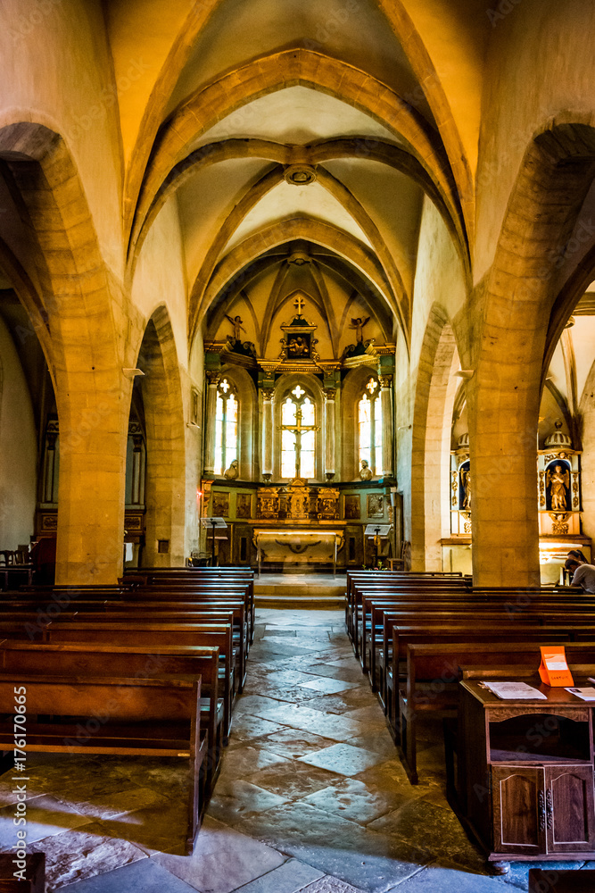 L'église Saint-Fleuret d'Estaing