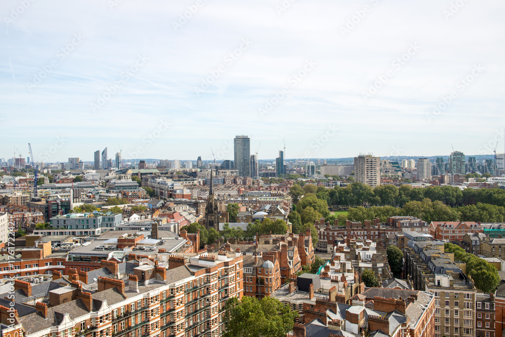 Panoramic views of London from above