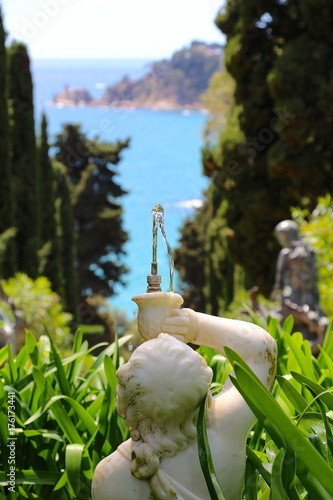 Jardin vue sur mer