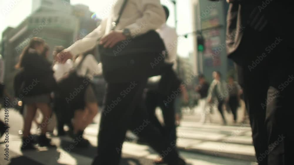 人物、通勤、ラッシュ、東京、ビジネスマン、サラリーマン、歩く、動画素材、横断歩道、足元、ハイスピード、スーパースロー 人物、通勤、ラッシュ、東京、ビジネスマン、サラリーマン、歩く、動画素材、横断歩道、足元、ハイスピード、スーパースロー