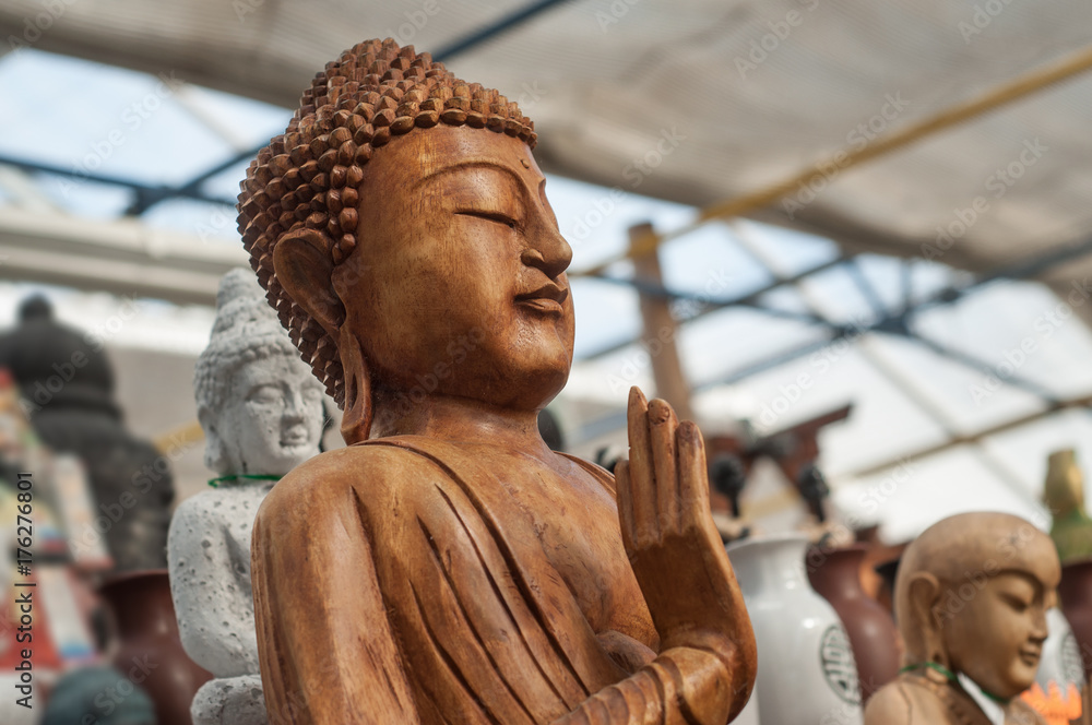 statue de bouddha en bois pour décoration d'intérieure statue de bouddha en bois pour décoration d'intérieure
