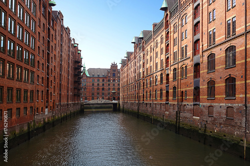 The Hamburg warehouse district © zimmytws