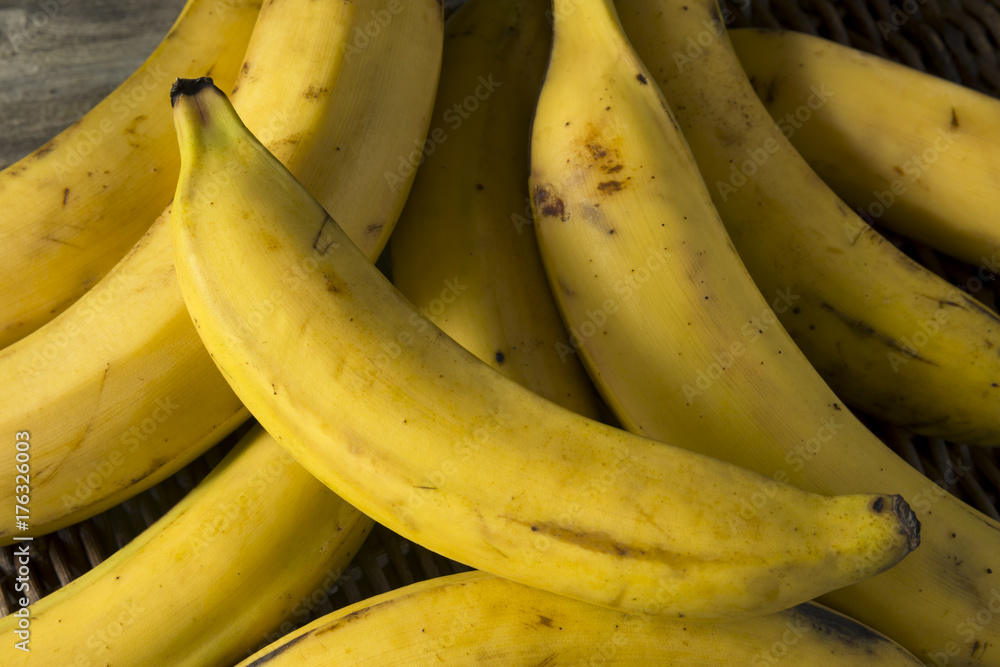 Raw Organic Yellow Plantain Bananas