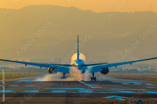 飛行機 滑走路