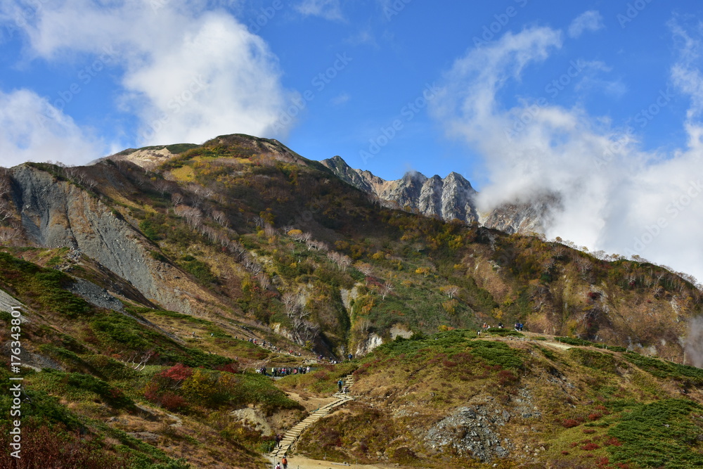 Naklejka premium 八方尾根 唐松岳 秋