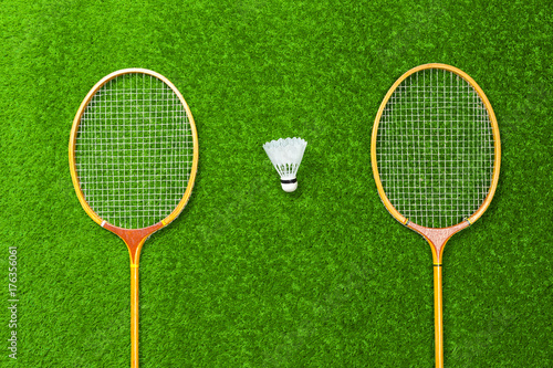 Badminton on grass © fotofabrika