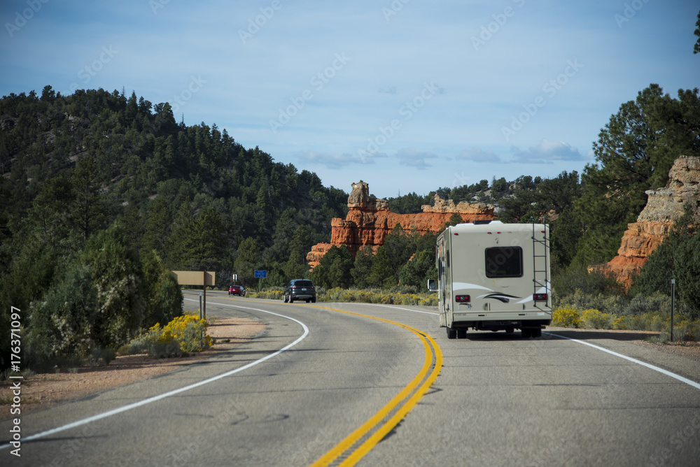 Bryce Canyon Road & Tunnel Bryce Canyon Road & Tunnel