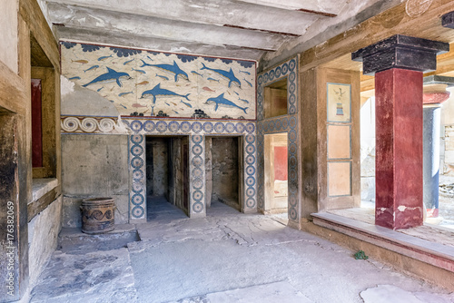 Wall painting at Knossos palace, crete - Greece