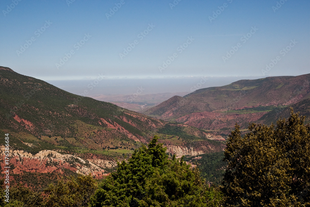 Fototapeta premium Different color gradations of the ground at the Atlas Mountains in Morocco #4