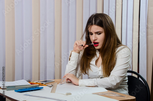 beautiful girl with drawing tools