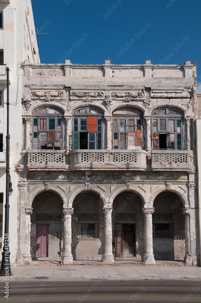 Old deteriorated facade in Havana.Cubas