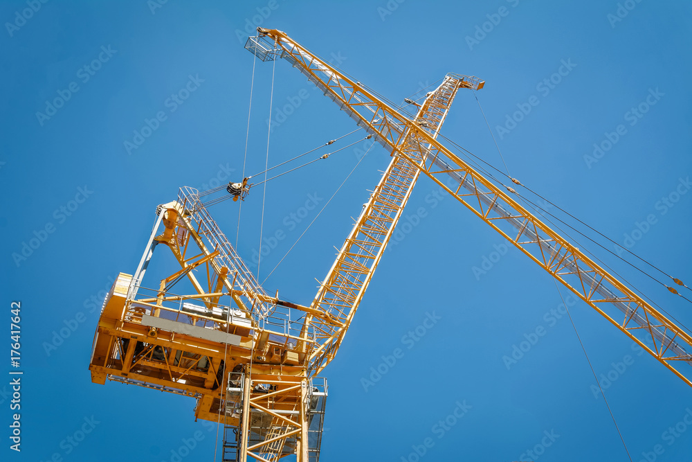 Montreal construction cranes