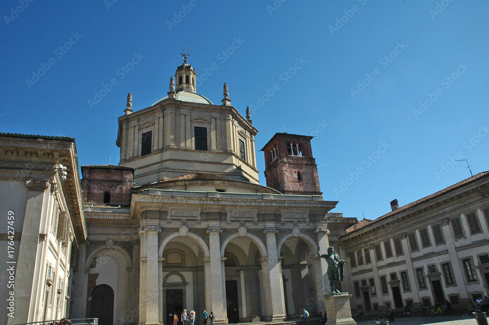 Fototapeta premium Milano, la Basilica di San Lorenzo Maggiore