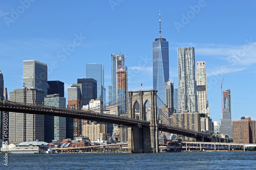 Brooklyn Bridge in New York City © Robert