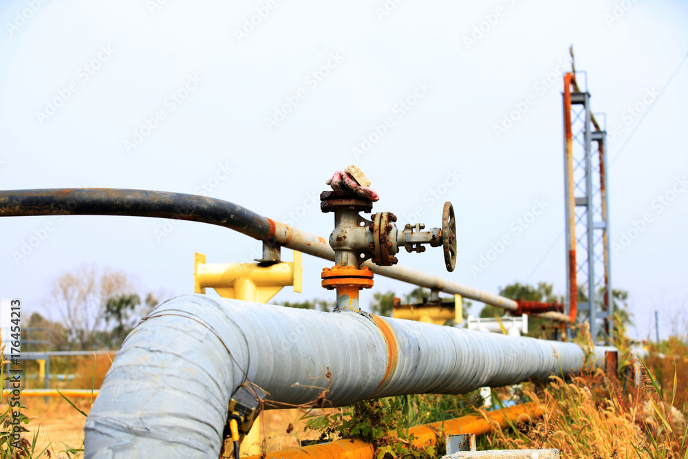 Naklejka premium Oil pipeline