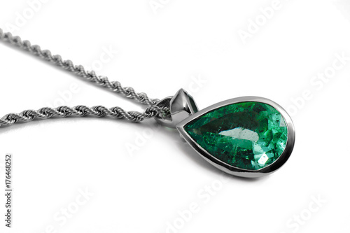 emerald necklace and chain with gemstone and diamond in gold, classic jewelry