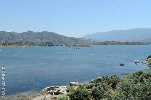 La rive orientale du lac de Bafa en Anatolie