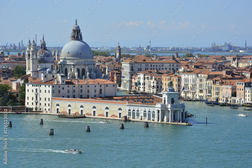 Fototapeta premium The view from the top of the bellltower of San Giorgio Maggiore church in Venice showing Punta Della Dogana and the church of Santa Maria Della Salute