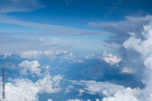 Fototapeta Naklejka Na Ścianę i Meble -  blue sky scatter spread cloud background