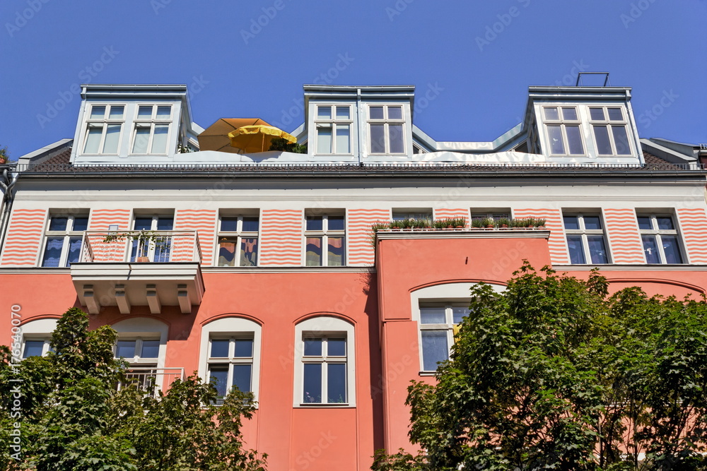 Fototapeta premium Sanierter Altbau