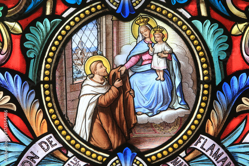 Saint-Antoine de Padoue. Notre-Dame de la Salette. La Salette-Fallavaux. / St. Anthony of Padua. Stained glass window. Shrine of Our Lady of la Salette.