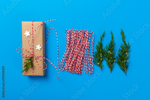 Gift wrapping. packs gifts, step by step top view photo