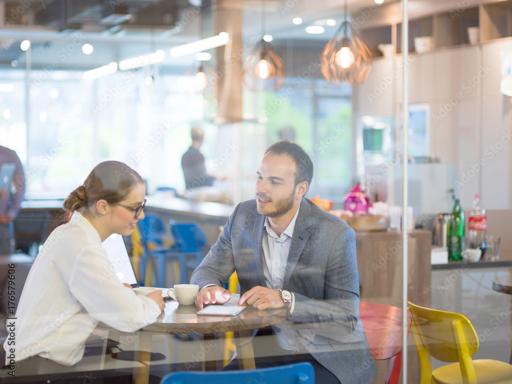 Obraz premium startup Business team Working With laptop in creative office