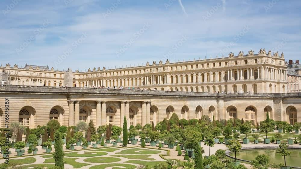 The Royal Palace in Versailles garden view, tilting video The Royal Palace in Versailles garden view, tilting video