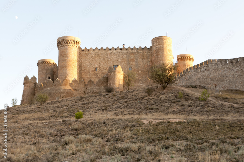 Castillo de Belmonte (castle of Belmonte), a medieval castle on the  village of Belmonte, in the province of Cuenca in Spain.