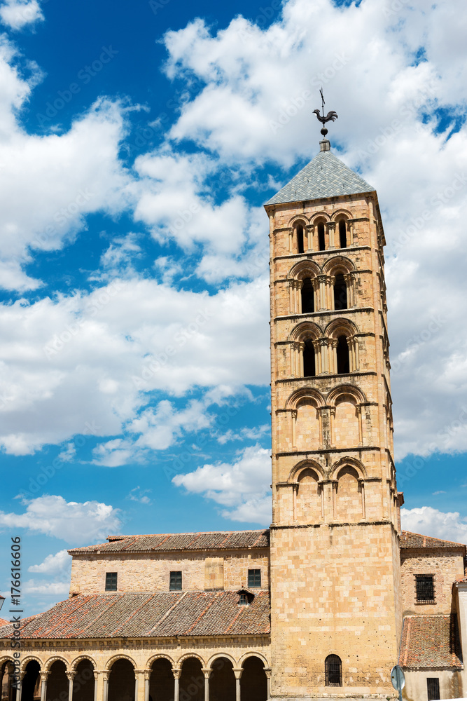 Fototapeta premium Church of San Esteban in Segovia