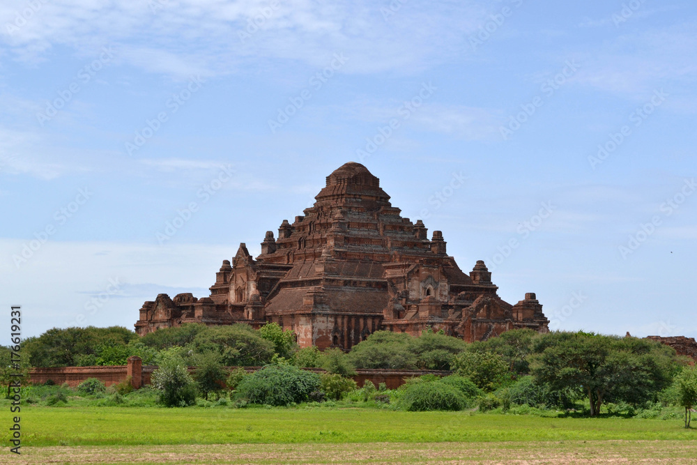 The temples that scattered around Bagan Archaeological Zone, Myanmar. It's a UNESCO world heritage