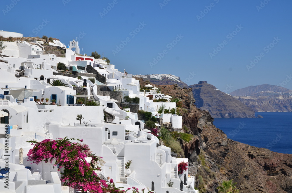 Fototapeta premium VILLAGE EN TERRASSE D'OIA SANTORIN GRECE