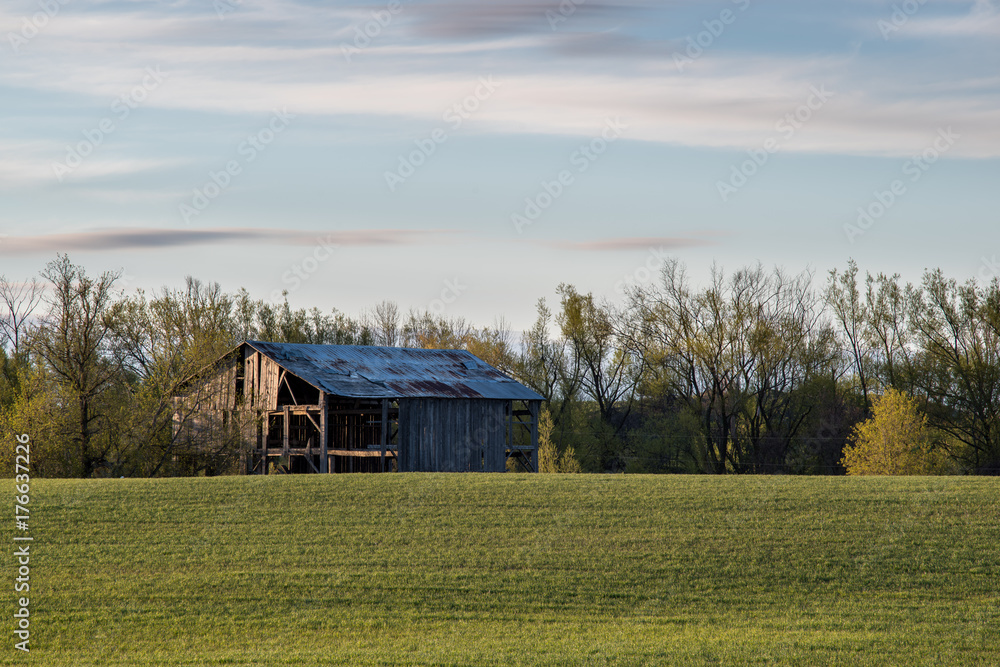 Obraz premium Old Abandoned barn