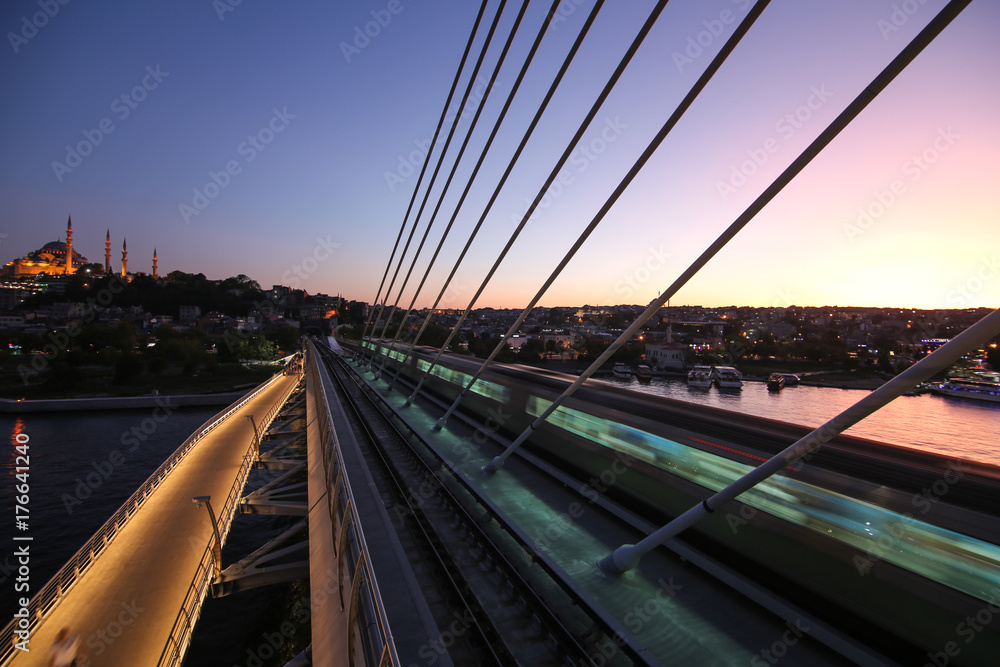 Obraz premium Golden Horn Metro Bridge in Istanbul, Turkey