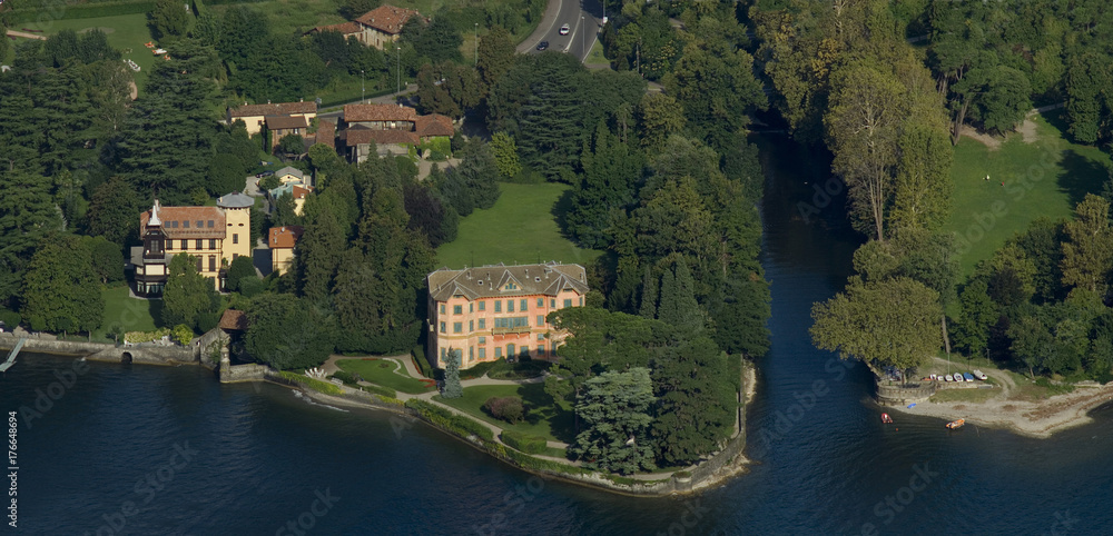 Lombardy, Lake Como; Cernobbio, mansion with its park.