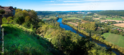 Das Dordogne Tal in Frankreich photo