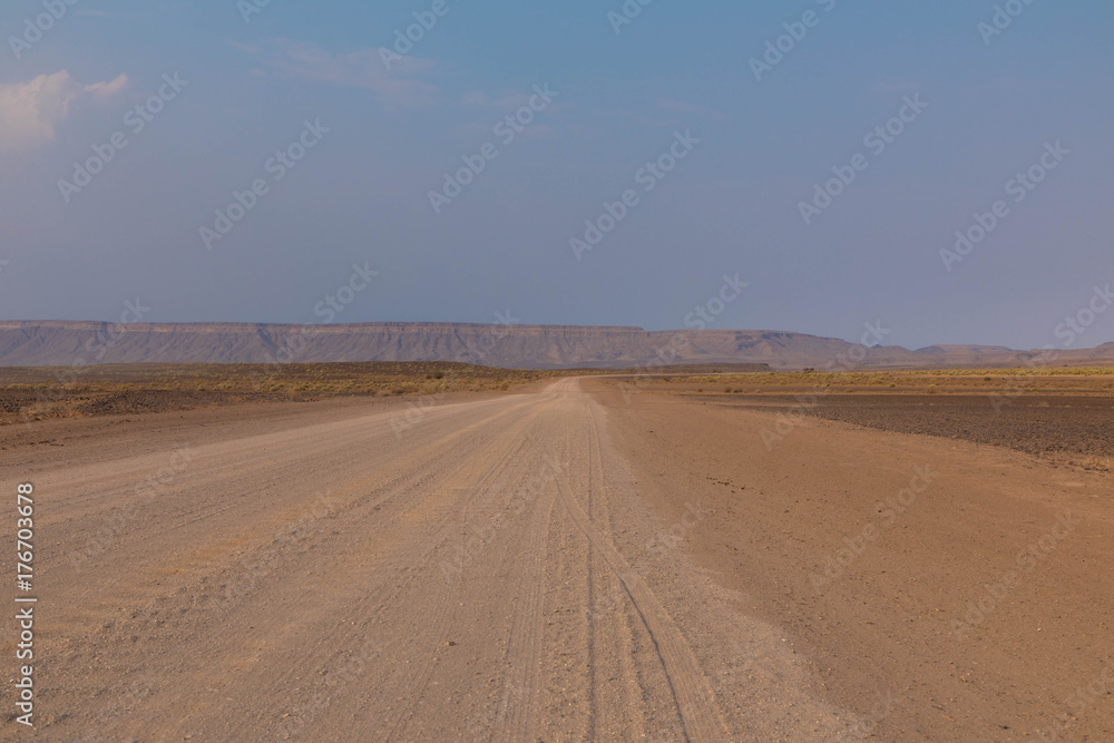 Sandstraße durch Namibia Sandstraße durch Namibia