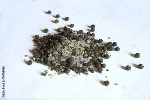 Salt and peppar photo