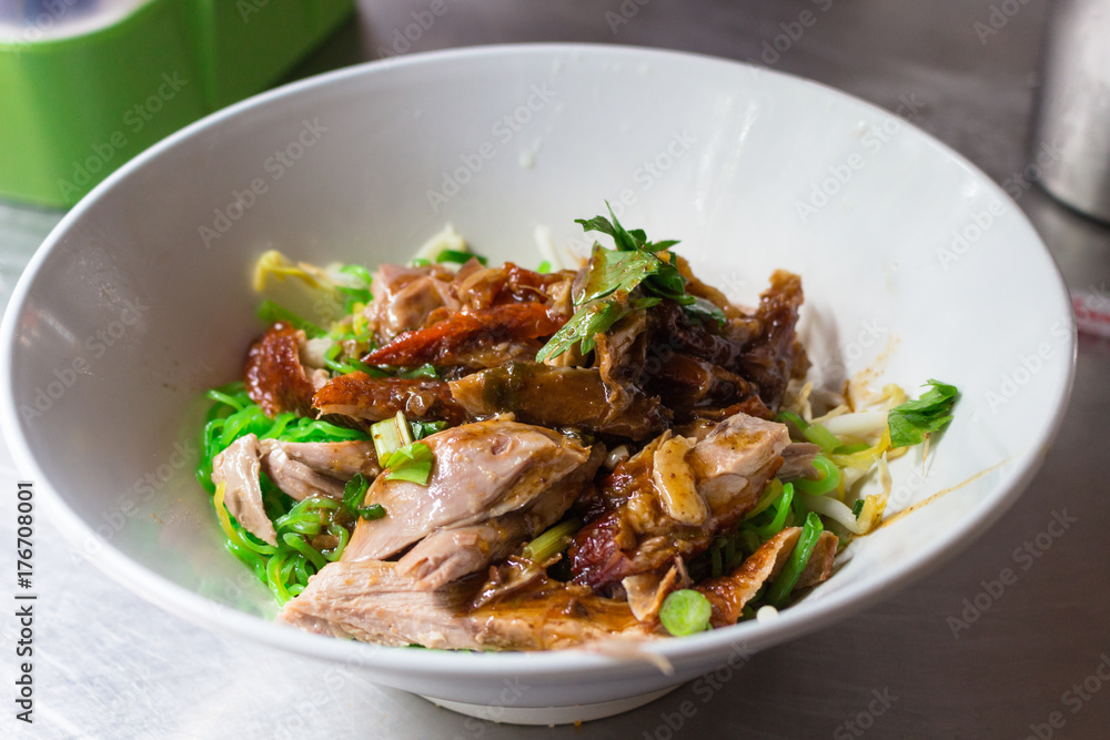 Duck Noodle : ダックヌードル・タイ料理 Duck Noodle : ダックヌードル・タイ料理